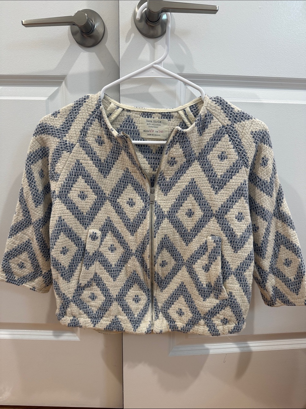 Zara Cream and Blue Diamond Zip Jacket